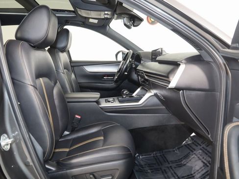 Used 2024 MAZDA CX-90 Plug-In Hybrid w/ Premium Plus image 15