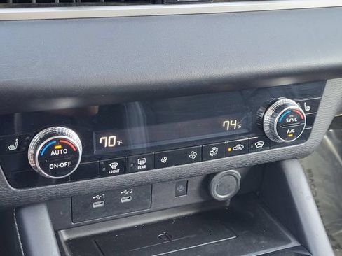Used 2025 Mitsubishi Outlander AWD image 18