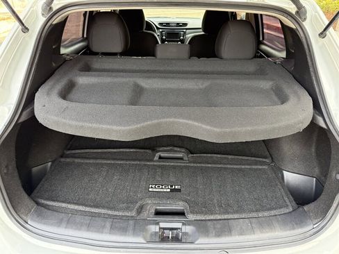 Used 2019 Nissan Rogue Sport S image 24