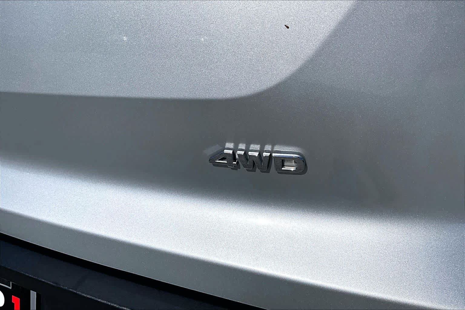 Used 2023 Nissan Pathfinder S AWD/4WD image 10