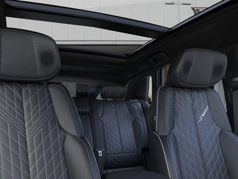 New 2026 Cadillac Lyriq V w/ LPO, Floor Liner Package AWD/4WD image 24