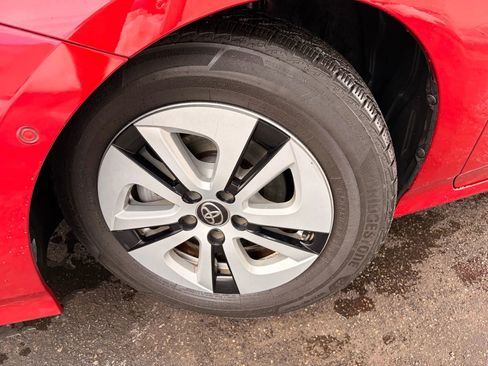 Used 2017 Toyota Prius Two w/ Prius Two Safety Plus Package image 45