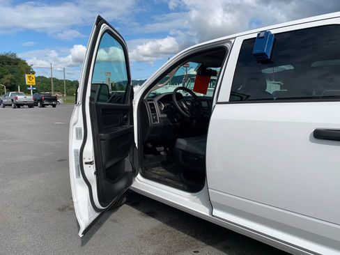 Used 2016 RAM 1500 Tradesman w/ Popular Equipment Group AWD/4WD image 7