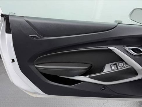 Used 2023 Chevrolet Camaro LT RWD image 13