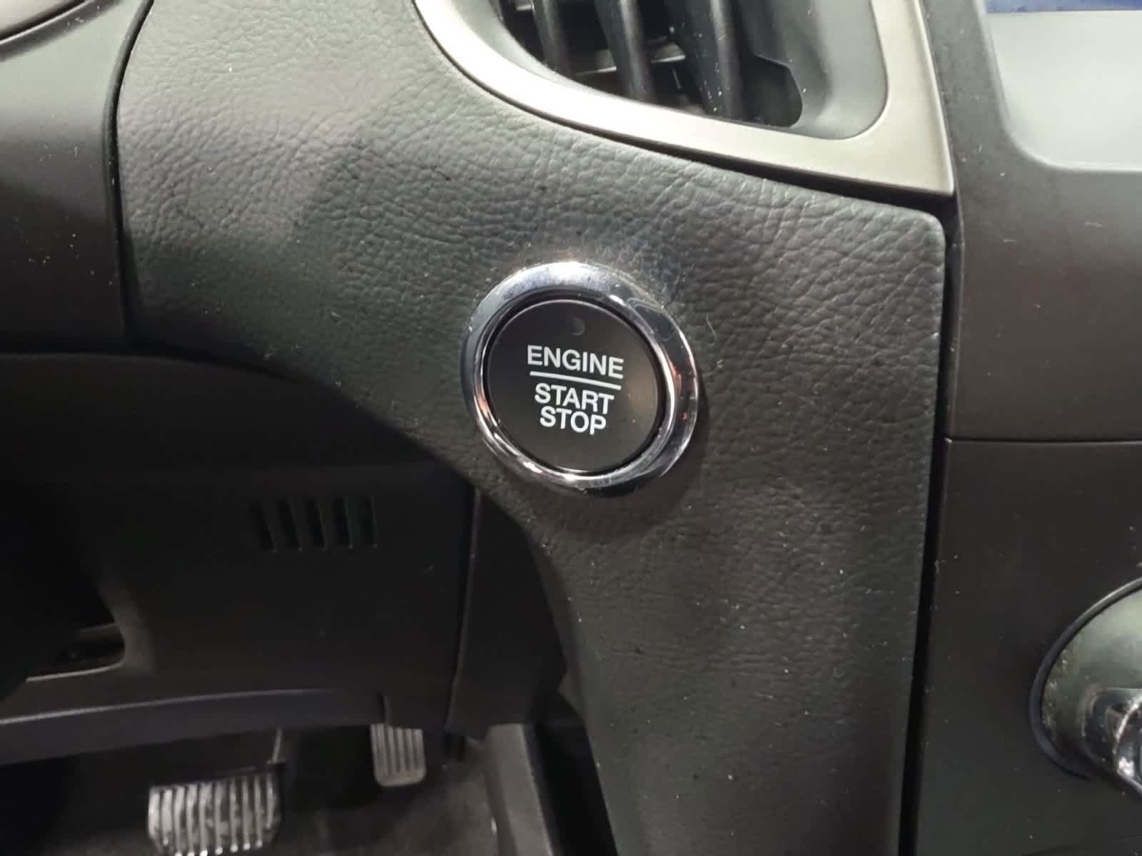 Used 2019 Ford Edge SEL w/ Equipment Group 201A AWD/4WD image 27