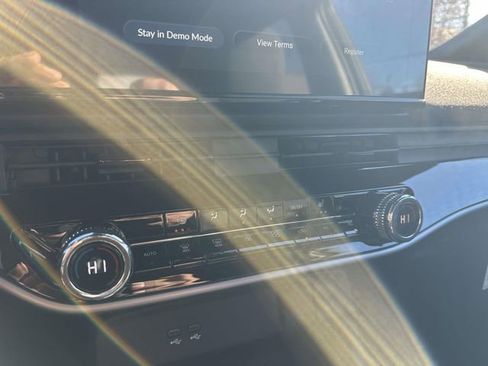 New 2026 Honda Prologue EX image 21