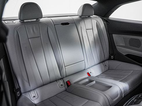 Used 2022 Audi A5 2.0T Premium image 12