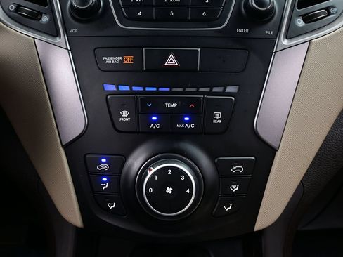 Used 2016 Hyundai Santa Fe Sport AWD/4WD image 18