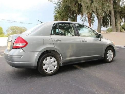 Used 2009 Nissan Versa 1.8 S FWD image 14