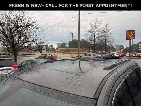 Used 2017 Jeep Grand Cherokee Limited image 13