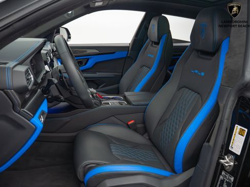 Used 2024 Lamborghini Urus S image 22