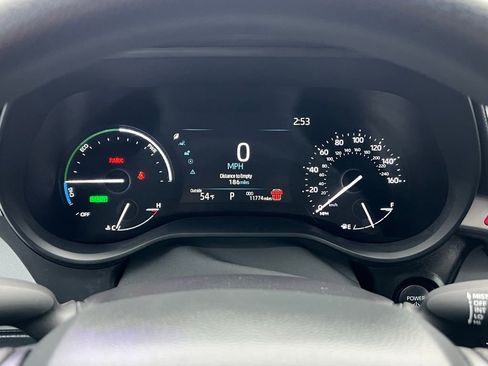Used 2025 Toyota Sienna LE AWD/4WD image 25