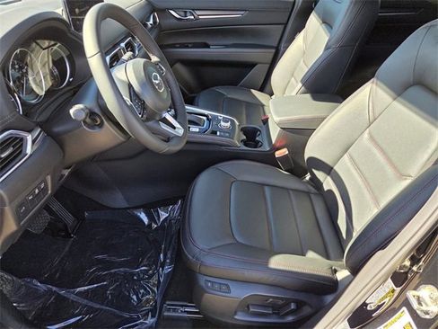New 2025 MAZDA CX-5 Carbon Edition image 6