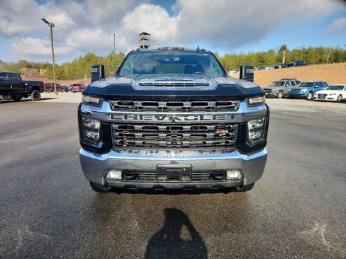 Used 2021 Chevrolet Silverado 2500 LT w/ Convenience Package image 5