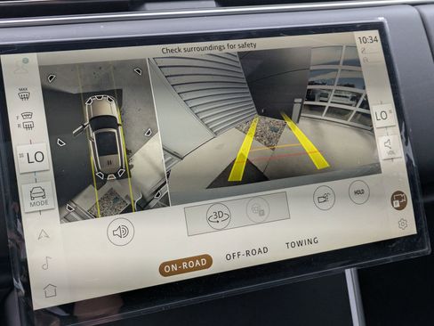 New 2025 Land Rover Range Rover SV image 19