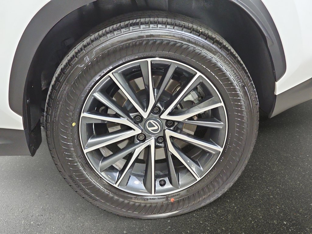 Used 2026 Lexus NX 350 AWD w/ Accessory Package (2T) image 32