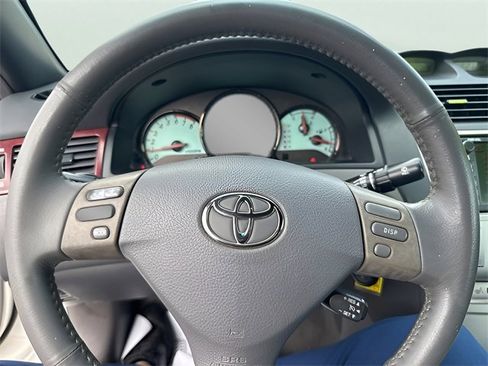 Used 2005 Toyota Solara SLE image 15