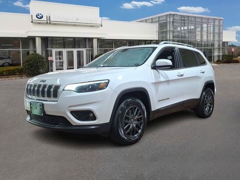 Used 2019 Jeep Cherokee Latitude Plus w/ Comfort/Convenience Group image 1