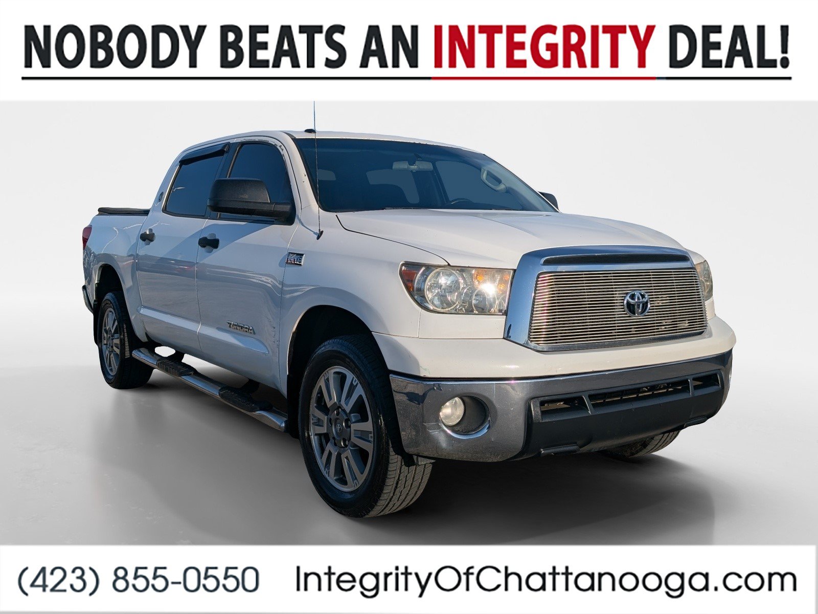 Used 2012 Toyota Tundra 4x4 CrewMax w/ Tow Pkg image 1
