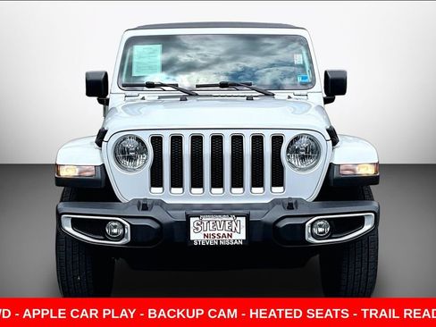 Used 2022 Jeep Wrangler Unlimited Sahara w/ Cold Weather Group AWD/4WD image 2