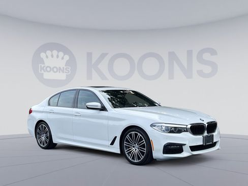 Used 2019 BMW 540i xDrive w/ M Sport Package AWD/4WD image 2