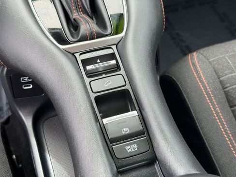Used 2024 Honda HR-V Sport image 23