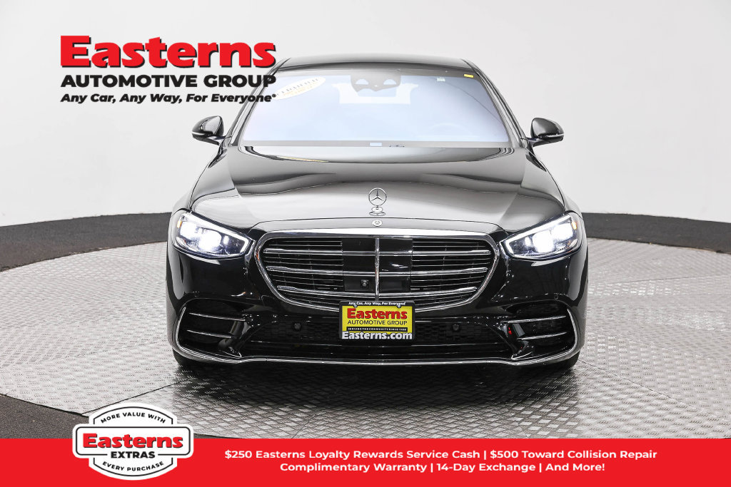 Used 2022 Mercedes-Benz S 500 4MATIC w/ AMG Line Package image 3
