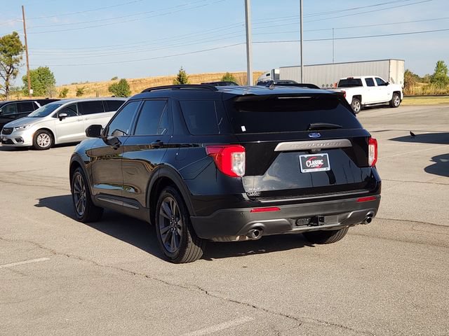 Used 2023 Ford Explorer XLT w/ Equipment Group 202A RWD image 5