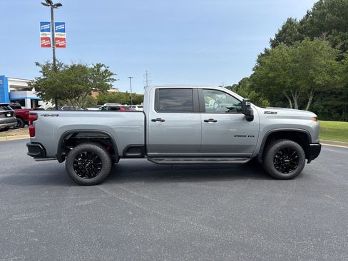 New 2026 Chevrolet Silverado 2500 Custom w/ Custom Value Package AWD/4WD image 4