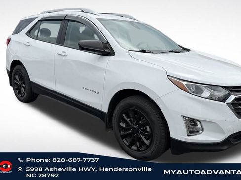 Used 2021 Chevrolet Equinox LS AWD/4WD image 2