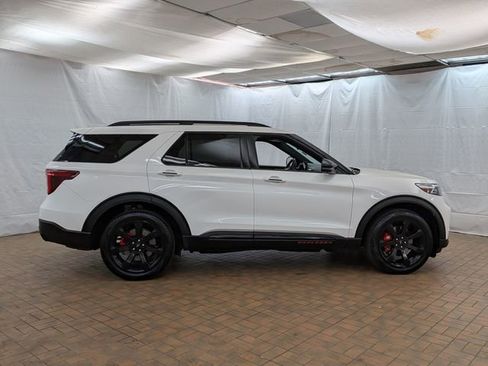 Certified 2023 Ford Explorer ST w/ Equipment Group 401A AWD/4WD image 8