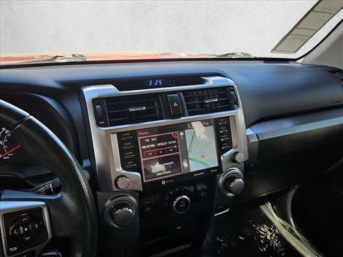 Used 2022 Toyota 4Runner SR5 Premium AWD/4WD image 15