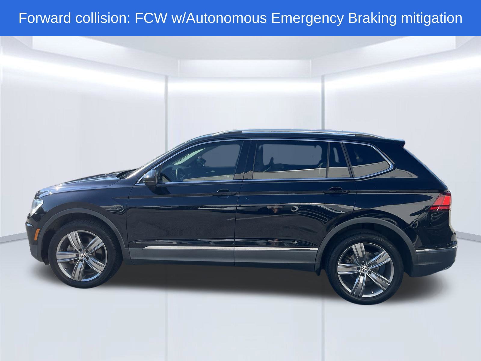 Used 2020 Volkswagen Tiguan SEL w/ 3rd Row Seat Package AWD/4WD image 10