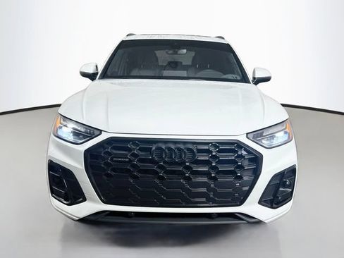 Used 2024 Audi Q5 2.0T Premium AWD/4WD image 2