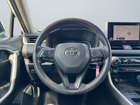 Used 2023 Toyota RAV4 LE image 11
