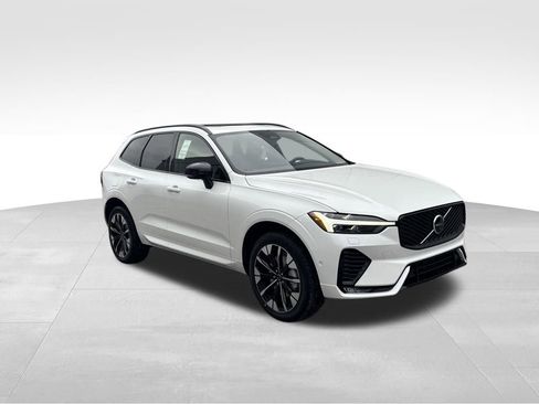 New 2026 Volvo XC60 B5 Plus w/ Climate Package AWD/4WD image 7