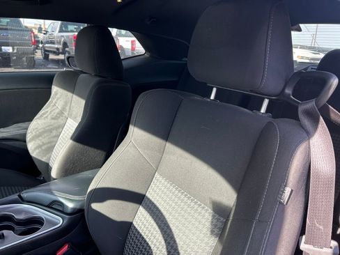 Used 2022 Dodge Challenger R/T w/ Shaker Package image 12