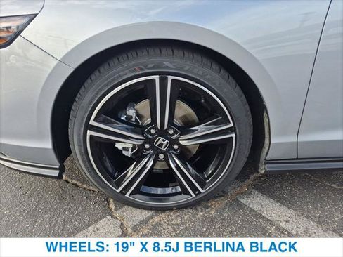 Used 2025 Honda Accord Sport image 11