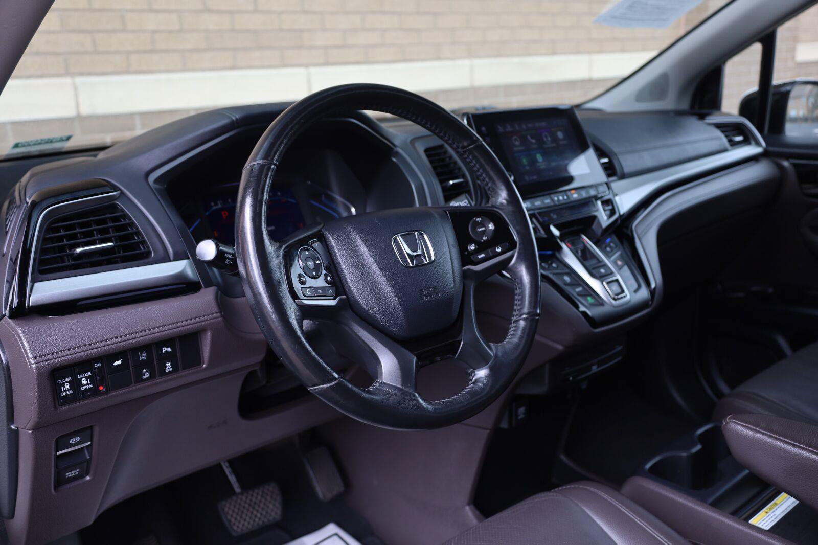 Used 2019 Honda Odyssey Elite image 16