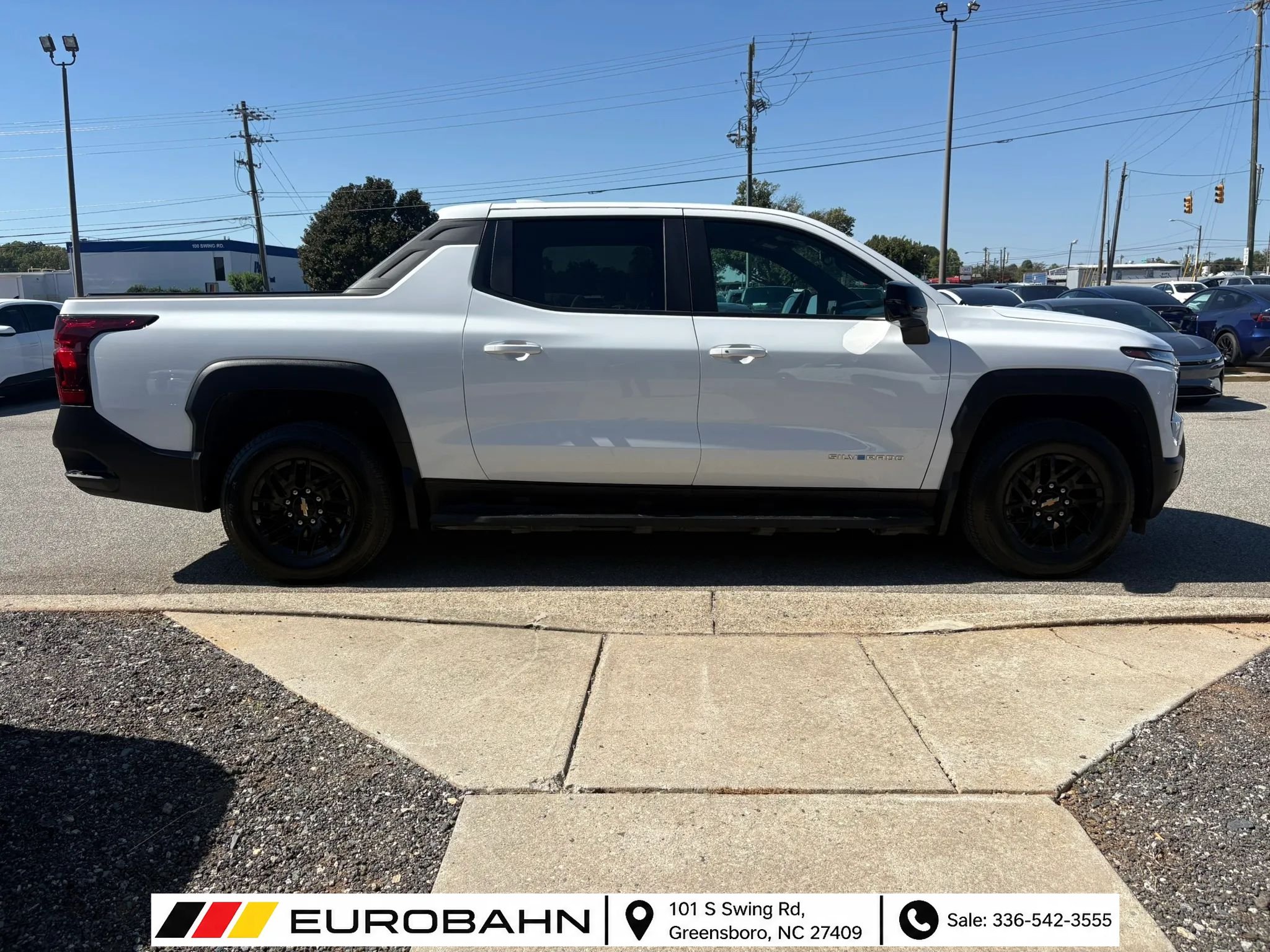 Used 2024 Chevrolet Silverado EV W/T AWD/4WD image 25