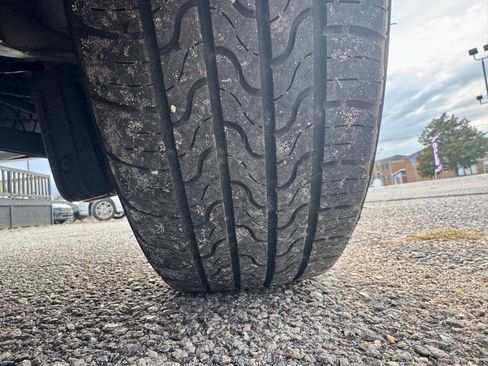 Used 2010 MINI Cooper Hardtop image 10