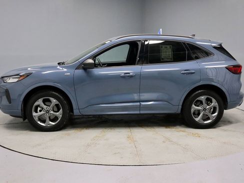 Certified 2024 Ford Escape ST-Line w/ Tech Pack #1 AWD/4WD image 9