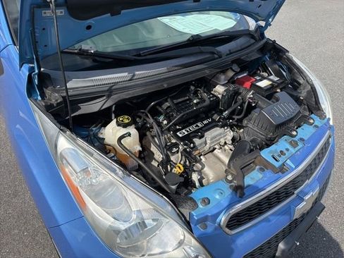 Used 2014 Chevrolet Spark LT image 9
