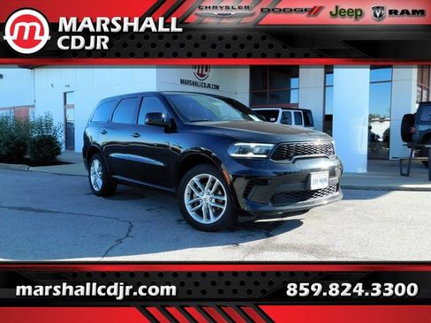 Used 2023 Dodge Durango GT image 1