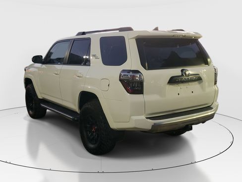 Used 2022 Toyota 4Runner TRD Off-Road Premium image 5