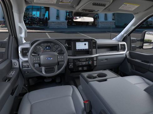 New 2026 Ford F250 XL w/ FX4 Off-Road Package image 9