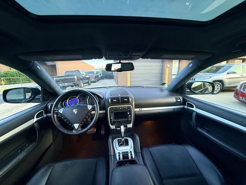Used 2010 Porsche Cayenne GTS AWD/4WD image 7