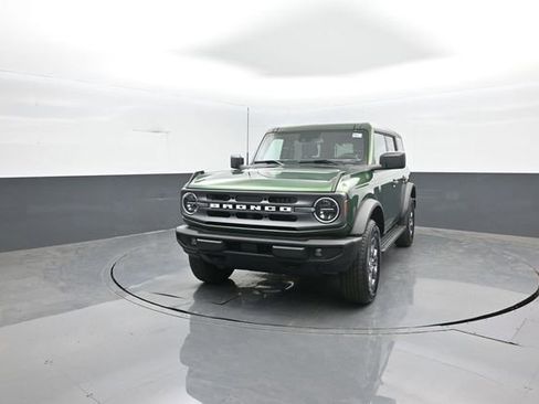 Used 2024 Ford Bronco Big Bend AWD/4WD image 3