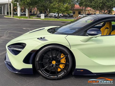 Used 2021 McLaren 765LT RWD image 45
