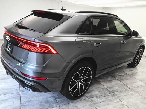 Used 2020 Audi Q8 Prestige AWD/4WD image 6